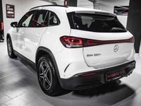 Usado Mercedes EQA250 139 kW (190 HP) 2022 Branco SUV