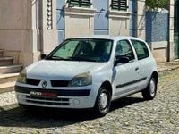 Usado Renault Clio II 64 HP (47 kW) 2005 Branco Citadino