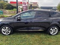 Usado Renault Clio IV 90 HP (66 kW) 2017 Preto Carrinha
