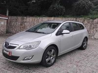 Usado Opel Astra Sport 125 HP (91 kW) 2011 Cinzento Carrinha