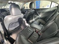 Usado Lexus IS220d Luxury Line 222 HP (163 kW) 2006 Sedan