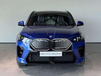 Usado BMW iX2 Comfort Edition 230 kW (313 HP) 2024 Azul portimão metalizada SUV