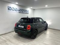 Usado Mini Cooper D 116 HP (85 kW) 2017 Verde Citadino