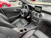 Usado Mercedes CLA180 Shooting Brake Urban 109 HP (80 kW) 2017 Carrinha