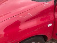 Usado Renault Clio II 75 HP (55 kW) 2004 Sedan