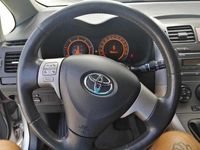 Usado Toyota Auris 90 HP (66 kW) 2007 Cinzento Citadino