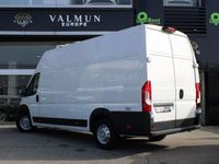 Usado Peugeot Boxer 130 HP (95 kW) 2015 Branco Van