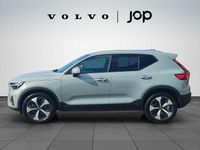Usado Volvo XC40 163 HP (119 kW) 2026 Cinzento SUV