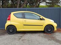 Usado Peugeot 107 68 HP (50 kW) 2009 Citadino