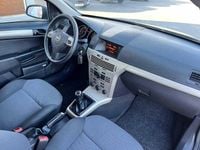 Usado Opel Astra 90 HP (66 kW) 2007 Antracite