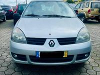 Usado Renault Clio II SE 68 HP (50 kW) 2007 Cinza Citadino