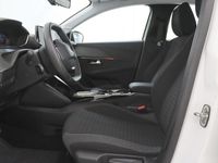 Usado Peugeot e-208 100 kW (136 HP) 2023 Branco Citadino