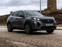 Usado Peugeot e-2008 Active 114 kW (156 HP) 2025 Cinza SUV