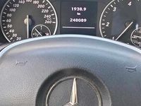 Usado Mercedes A180 109 HP (80 kW) 2016 Cinzento Citadino