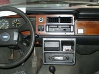 Usado Ford Taunus 73 HP (53 kW) 1981 Verde Sedan