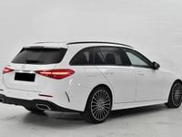Usado Mercedes C300 AMG line 265 HP (194 kW) 2023 Branco Carrinha