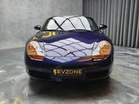 Usado Porsche Boxster 204 HP (150 kW) 1997 Azul Cabrios