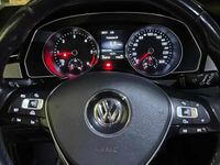 Usado VW Passat 150 HP (110 kW) 2016 Preto Carrinha