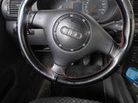 Usado Audi A3 110 HP (80 kW) 1999 Azul Citadino