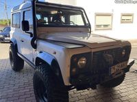 Usado Land Rover Defender 120 HP (88 kW) 1999 Branco SUV