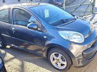 Usado Citroën C1 68 HP (50 kW) 2006 Cinzento Citadino