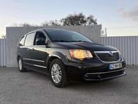 Usado Lancia Voyager 163 HP (119 kW) 2012 Preto Monovolume