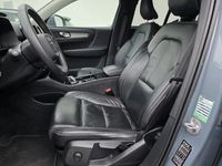 Usado Volvo XC40 Inscription 261 HP (191 kW) 2022 Cinzento SUV