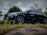 Usado Mercedes CLA200 Shooting Brake Urban 136 HP (100 kW) 2018 Preto Carrinha