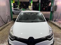 Usado Renault Clio IV 75 HP (55 kW) 2016 Branco Citadino