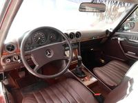 Usado Mercedes SL280 197 HP (144 kW) 1983 Vermelho Cabrios