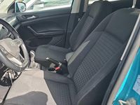 Usado VW T-Cross Life 95 HP (69 kW) 2022 Verde SUV