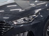 Usado Hyundai i30 Style 120 HP (88 kW) 2023 Dark knight (metalizada) Carrinha