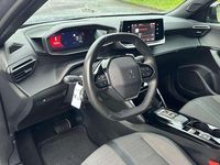 Usado Peugeot 2008 Allure 130 HP (95 kW) 2023 Cinza SUV