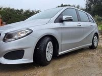 Usado Mercedes B180 Style 109 HP (80 kW) 2016 Cinza Monovolume