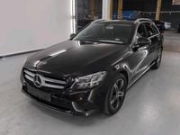 Usado Mercedes C180 122 HP (89 kW) 2020 Preto