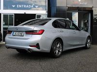 Usado BMW 320e 204 HP (150 kW) 2021 Cinza prata Sedan