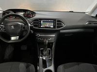 Usado Peugeot 308 Allure 120 HP (88 kW) 2017 Preto