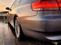 Usado BMW 320 Sport Line 177 HP (130 kW) 2009 Coupé