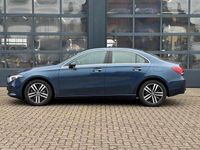 Usado Mercedes A180 224 HP (164 kW) 2023 Preto Sedan