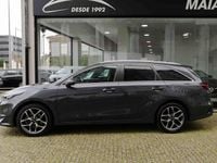 Usado Kia Ceed Sportswagon 120 HP (88 kW) 2022 Cinzento Carrinha