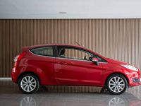Usado Ford Fiesta ST-Line 100 HP (73 kW) 2016 Vermelho Citadino