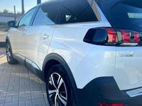 Usado Peugeot 5008 GT-line 130 HP (95 kW) 2020 Branco Monovolume