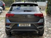 Usado VW T-Roc Style 110 HP (80 kW) 2021 Cinza SUV