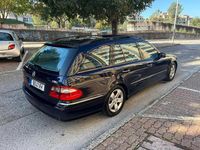 Usado Mercedes E220 150 HP (110 kW) 2003 Sedan