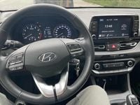 Usado Hyundai i30 120 HP (88 kW) 2021 Branco Citadino