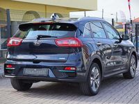 Usado Kia e-Niro 150 kW (204 HP) 2020 Azul SUV