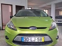 Usado Ford Fiesta 90 HP (66 kW) 2009 Verde Citadino