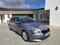 Usado Skoda Superb 120 HP (88 kW) 2015 Cinzento Citadino