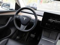 Usado Tesla Model Y 175 kW (238 HP) 2024 Branco SUV