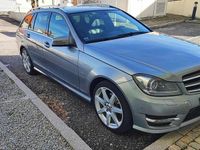 Usado Mercedes C200 136 HP (100 kW) 2011 Cinzento Carrinha